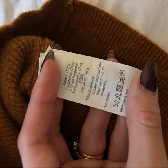 Cashmere sweater - Picture 2 of 3